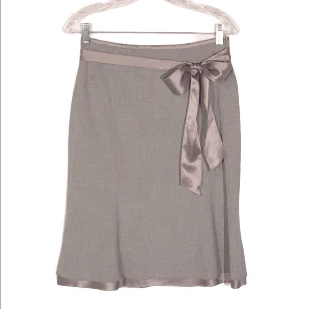 NWOT Limited A Line Skirt with Bow Gray